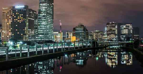 拍摄mv唱歌视频怎么拍